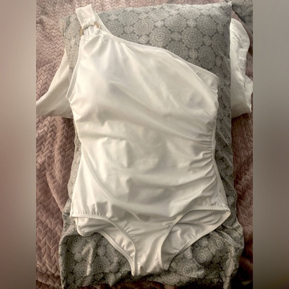 MICHAEL Michael Kors One Shoulder One Piece Swimsuit - NWOT